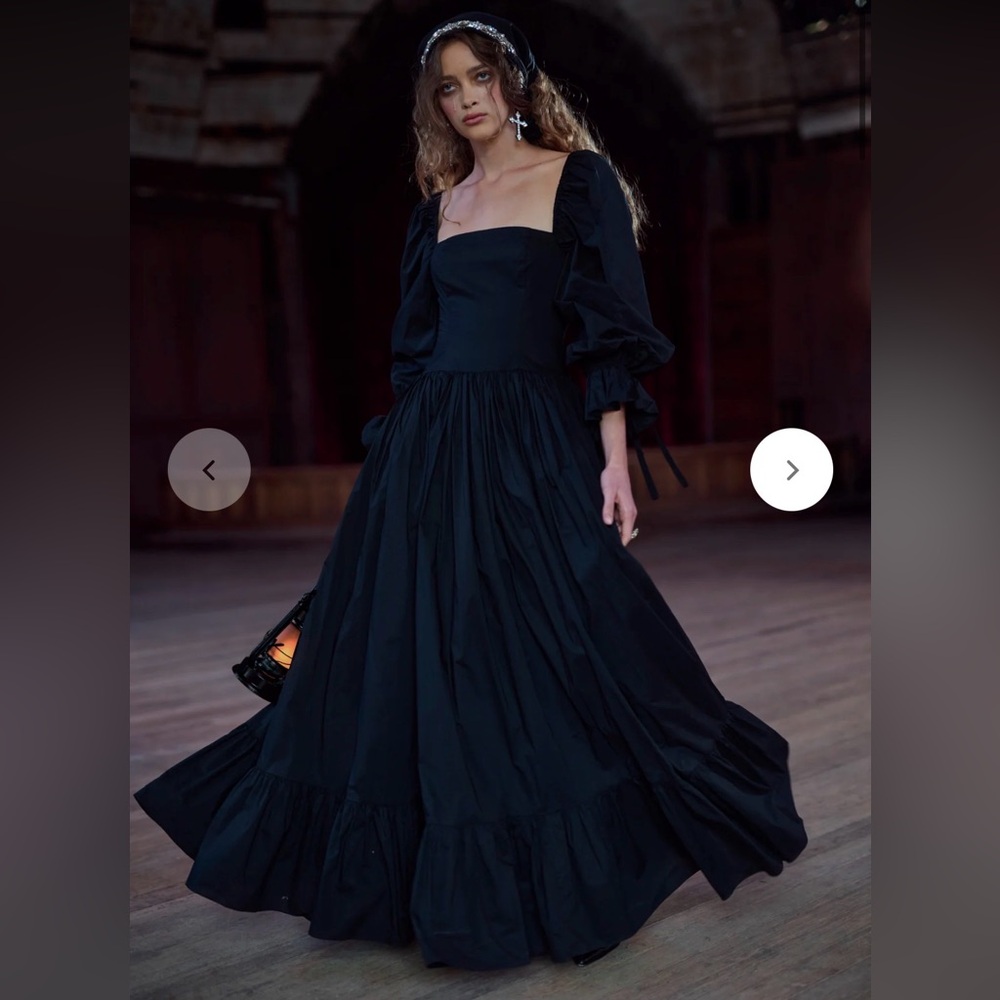 The Eclipse Hourglass Dress